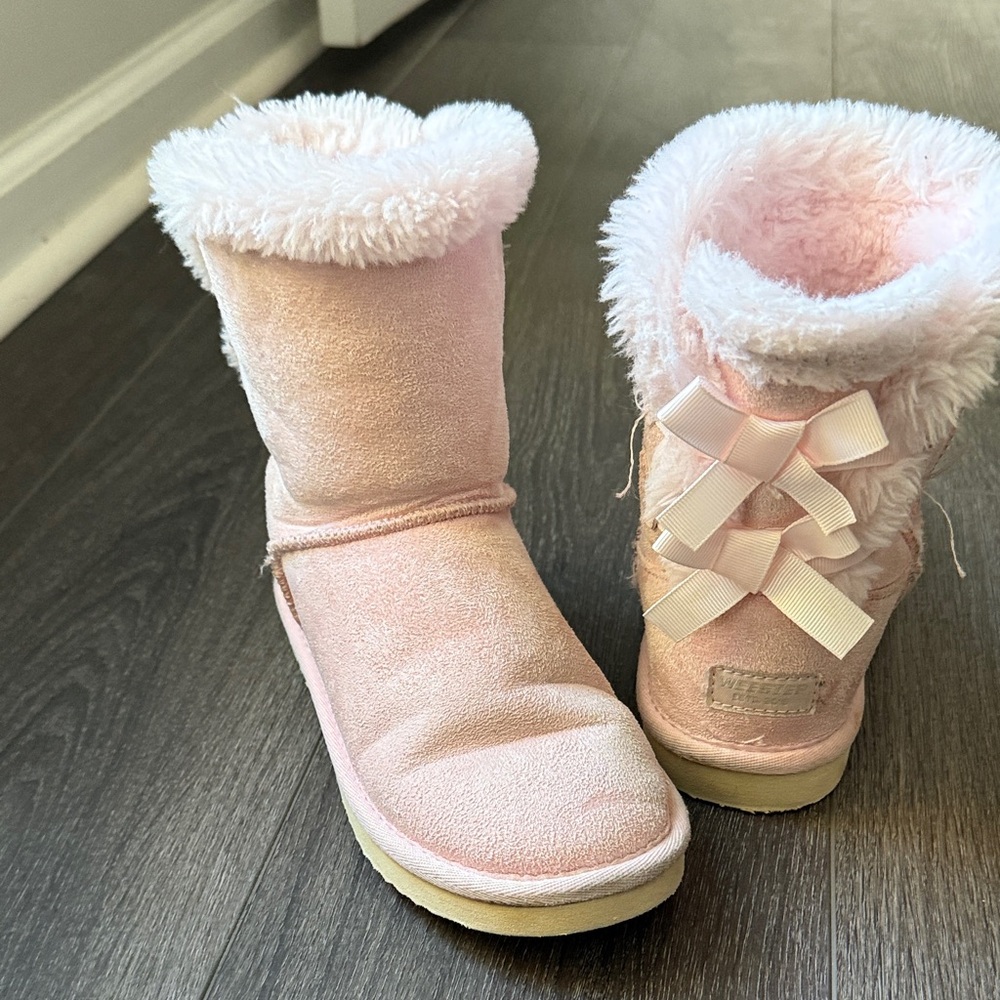 Pink Fur Boots Size 1 - Picture 1 of 10